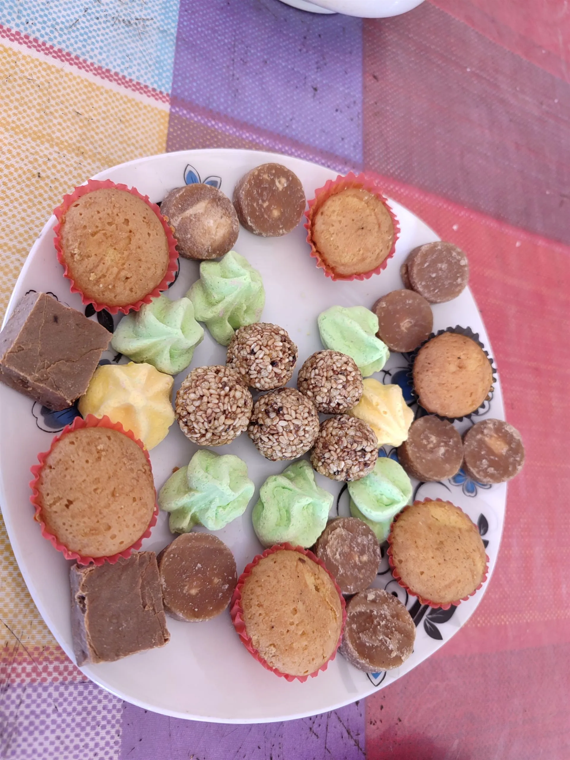 A plate of traditional Sri Lankan sweets