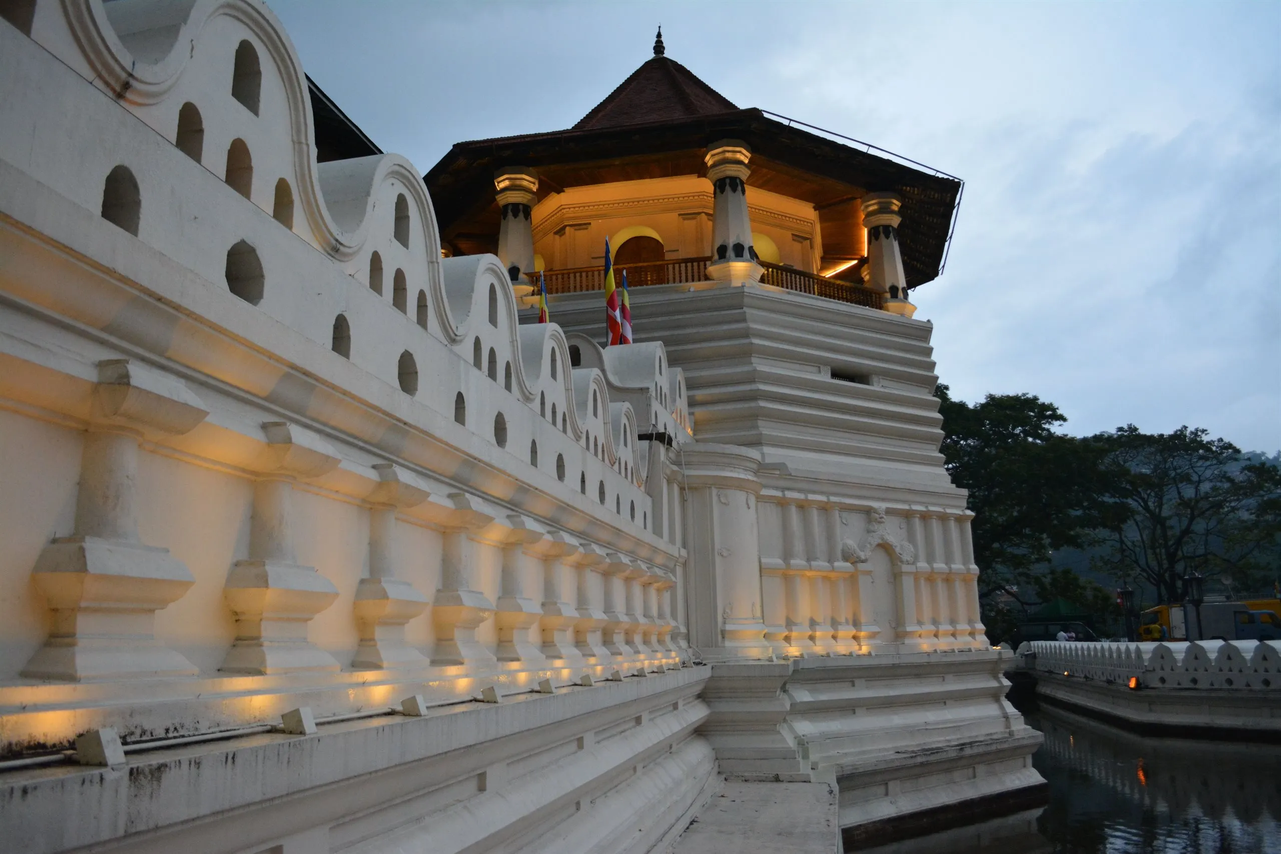 The Temple of the Sacred Tooth Relic in Kandy at dusk